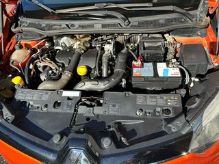 Renault Captur 2014 DCI 90 DYNAMIQUE EDC-thumb-9