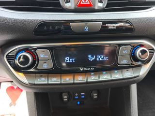 Hyundai i 30 2017 1.6 CRDi 16V Intro CLIMA 110PS KAMERA-thumb-25