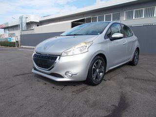 Peugeot 208 2013