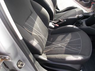 Peugeot 208 2013-thumb-9