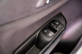 Opel Corsa 2017 1.2 ACTIVE-thumb-15