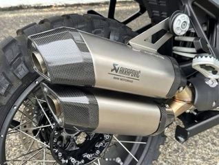 AKRAPOVIC-thumb-1