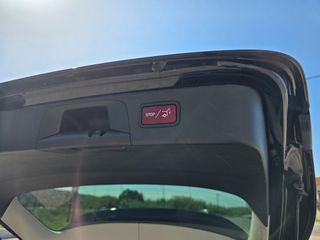 Mercedes-Benz GLC 350 2017 e 4Matic AMG-Line-thumb-22