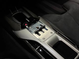 Ferrari 12 Cilindri 2025-thumb-7