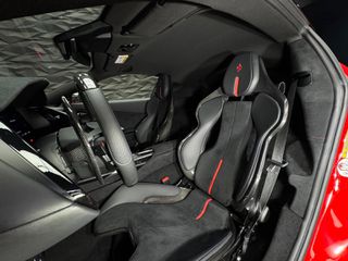 Ferrari 12 Cilindri 2025-thumb-11