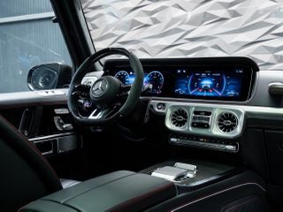 Mercedes-Benz G 63 AMG 2025-thumb-8