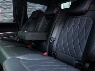 Mercedes-Benz G 63 AMG 2025-thumb-13