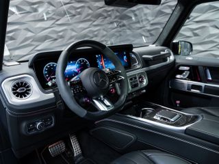 Mercedes-Benz G 63 AMG 2025-thumb-8