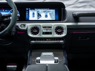 Mercedes-Benz G 63 AMG 2025-thumb-15