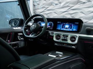 Mercedes-Benz G 63 AMG 2025-thumb-17