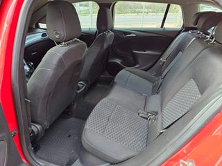 Opel Astra 2016 SPORT TOURER-thumb-6