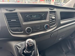 Ford Transit 2018 Custom-thumb-10