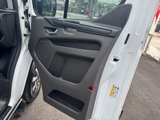 Ford Transit 2018 Custom-thumb-14