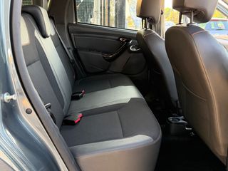Dacia Duster 2017 1.2 Tce Prestige 4X2 Full Exta!!-thumb-32