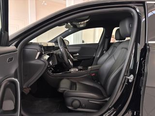 Mercedes-Benz A 180 2018 DIESEL-thumb-7