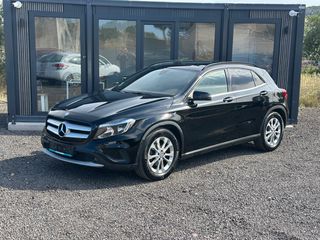 Mercedes-Benz GLA 200 2016 INTERIOR 4MATIC – PANORAMA – NAVI – FULL EXTRA