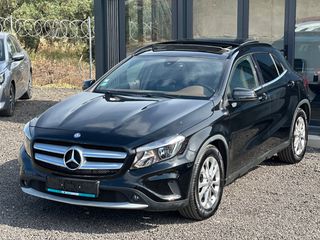 Mercedes-Benz GLA 200 2016 INSPIRATION-4MATIC-PANORAMA-NAVI-FULL EXTRA-thumb-3