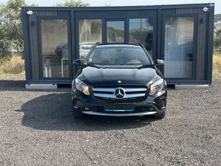 Mercedes-Benz GLA 200 2016 INSPIRATION-4MATIC-PANORAMA-NAVI-FULL EXTRA-thumb-4