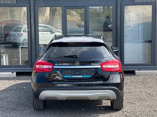 Mercedes-Benz GLA 200 2016 INSPIRATION-4MATIC-PANORAMA-NAVI-FULL EXTRA-thumb-12