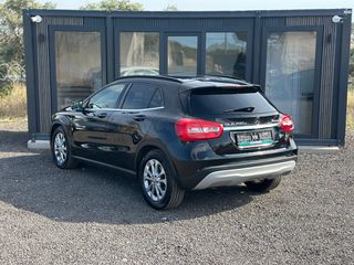Mercedes-Benz GLA 200 2016 INSPIRATION-4MATIC-PANORAMA-NAVI-FULL EXTRA-thumb-17
