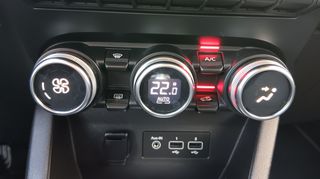 Renault Clio 2022 Expression Plus 1.0 90HP ΕΛΛΗΝΙΚΗΣ ΑΝΤΙΠΡΟΣΩΠΕΙΑΣ!!!-thumb-29