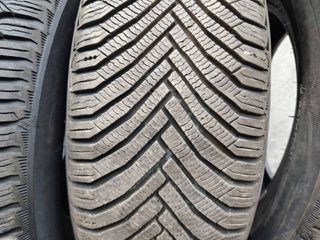 Michelin 215/65R16 DOT3724-thumb-2