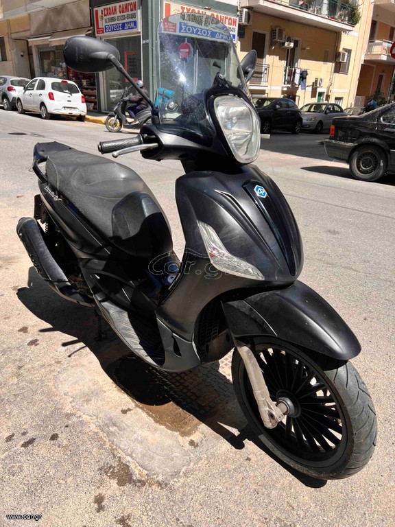 Piaggio Beverly 300i 2012