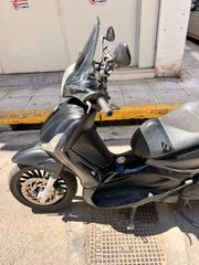 Piaggio Beverly 300i 2012-thumb-1