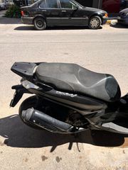 Piaggio Beverly 300i 2012-thumb-4