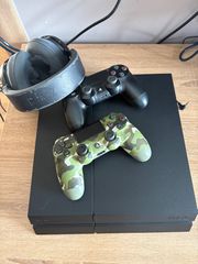 ps4-thumb-2