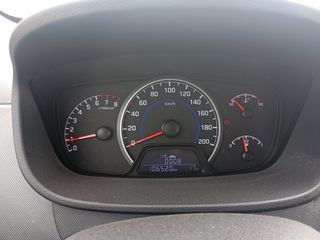 Hyundai i 10 2018-thumb-10