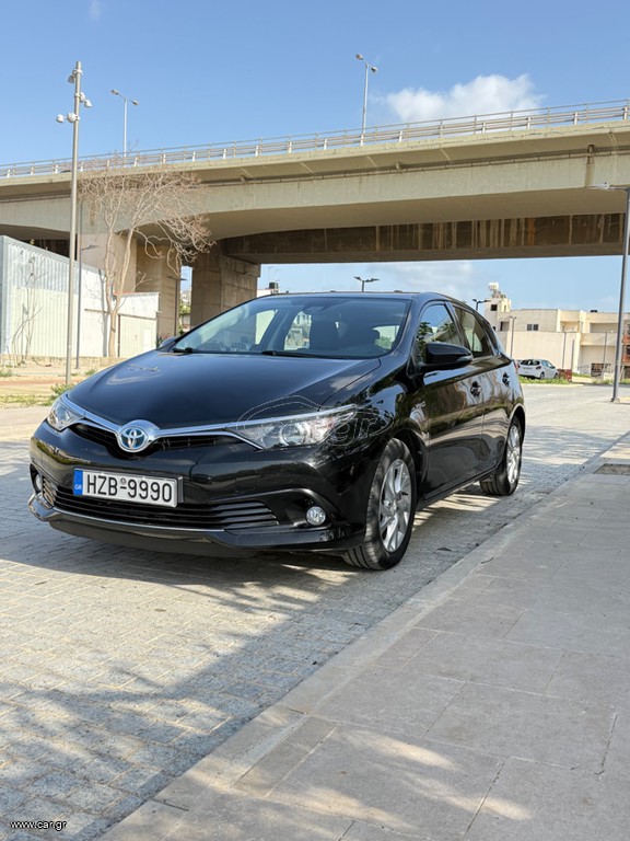 Toyota Auris 2019 1.8 HYBRID AYTOMATO FULL EXTRA
