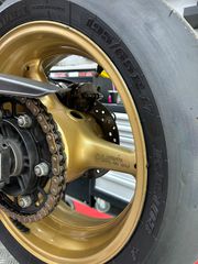 Honda CBR 1000RR 2010 FIREBLADE-thumb-8