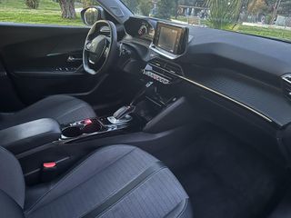 Peugeot 2008 2021 PureTech Allure-thumb-17