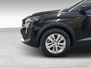 Peugeot 3008 2022 1.2 PureTech 130 Active Pack EAT8-thumb-4