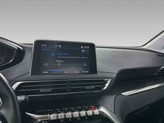 Peugeot 3008 2022 1.2 PureTech 130 Active Pack EAT8-thumb-13