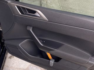 Volkswagen Polo 2018 TDI 1.6-thumb-32