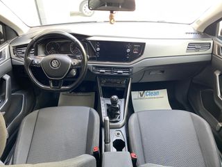 Volkswagen Polo 2018 TDI 1.6-thumb-22