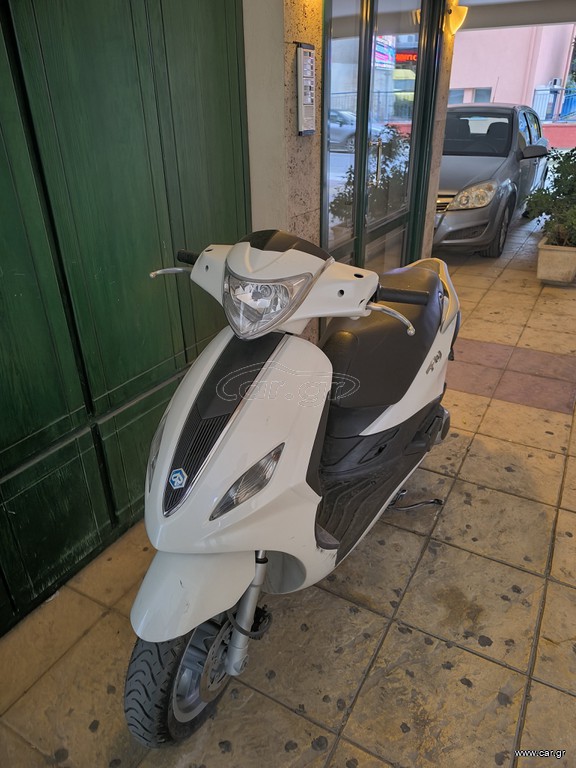 Piaggio FLY 125 4T 2014 fly
