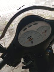 Sym Fiddle 125 2010-thumb-3