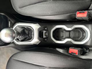 Jeep Renegade 2016 1.6 M-JET LONGTIDUTE-thumb-15