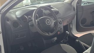 Renault Clio 2011 1.5 DCI DIESEL VAN-thumb-14