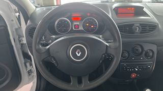 Renault Clio 2011 1.5 DCI DIESEL VAN-thumb-15