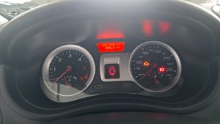 Renault Clio 2011 1.5 DCI DIESEL VAN-thumb-17