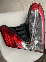 TOYOTA C-HR-thumb-6
