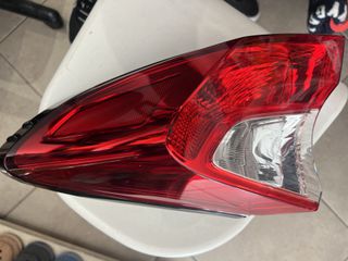 TOYOTA C-HR-thumb-10