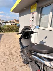 Piaggio Beverly 250 Tourer 2009-thumb-4