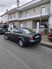 Volkswagen Passat 2004-thumb-1