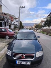 Volkswagen Passat 2004-thumb-2