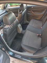 Volkswagen Passat 2004-thumb-4